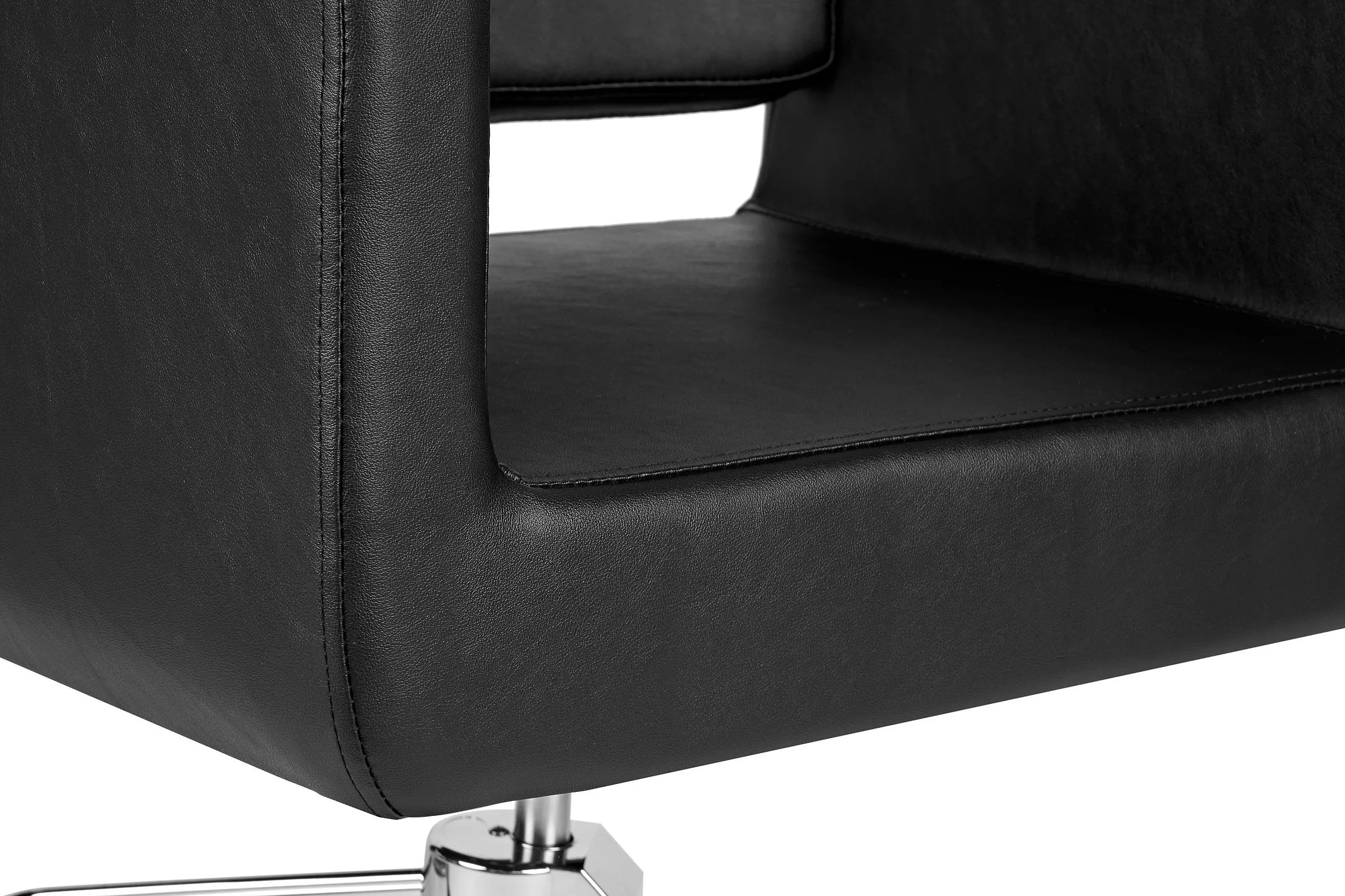 Кресло парикмахерское Чир